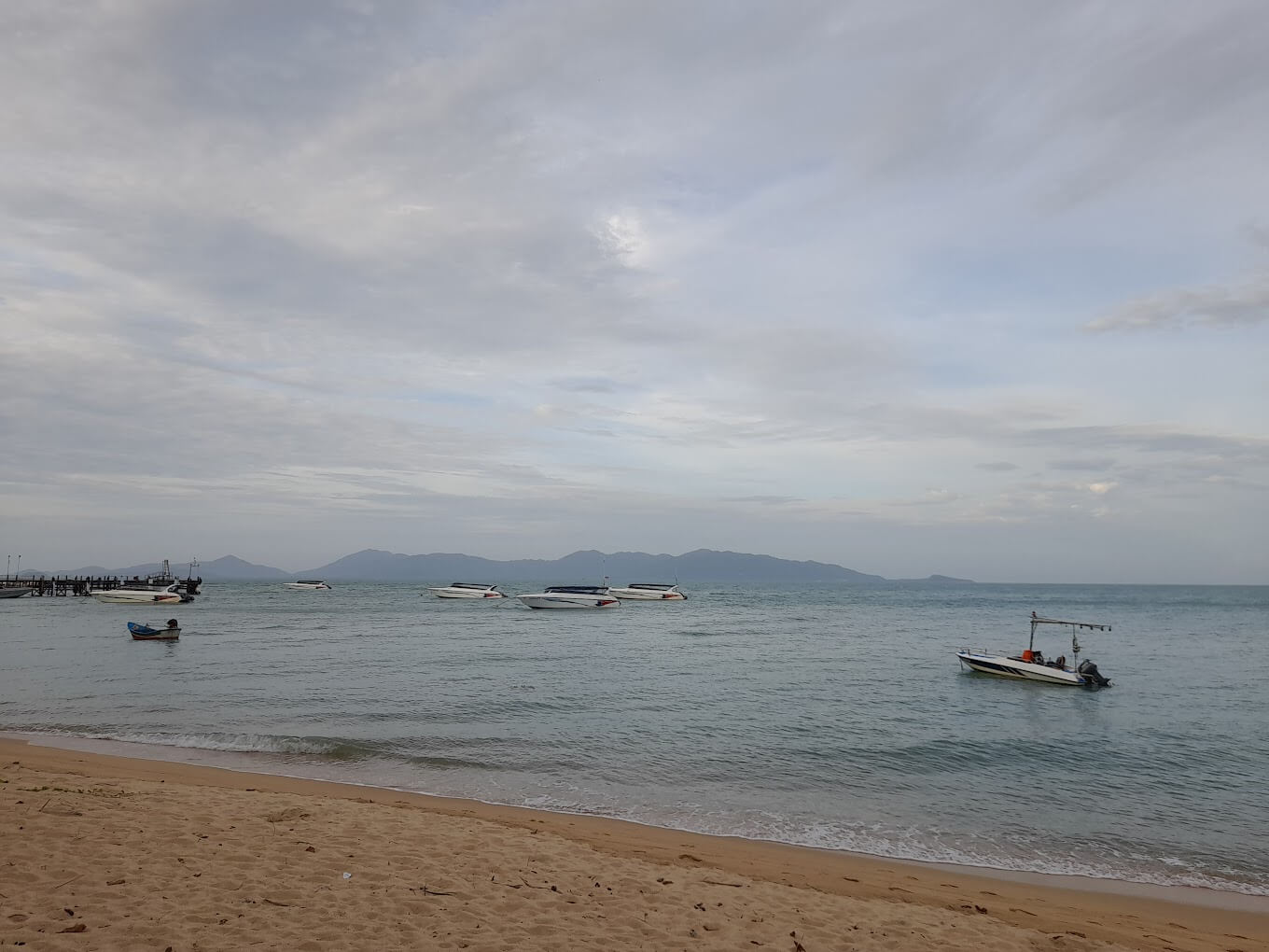 Bang Por Beach