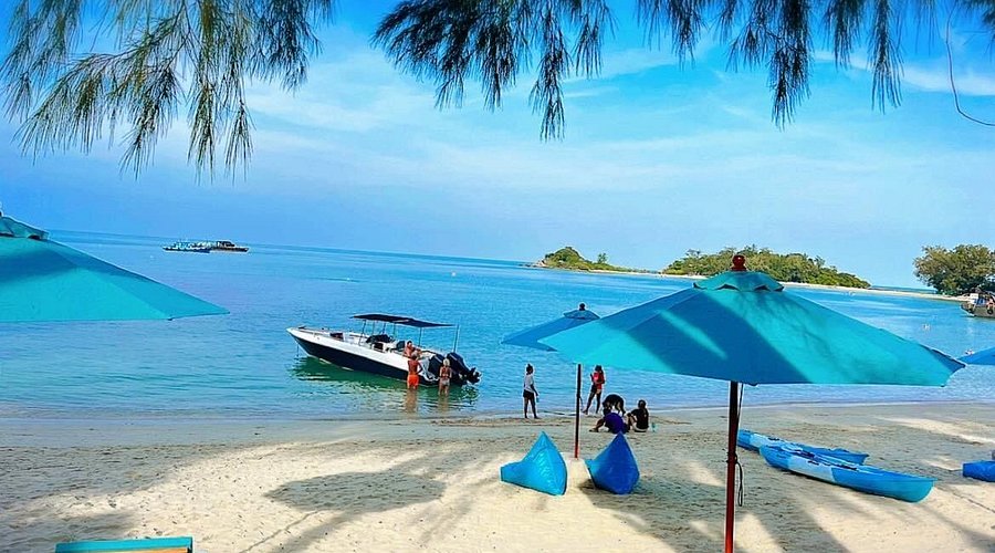 Choeng Mon Beach