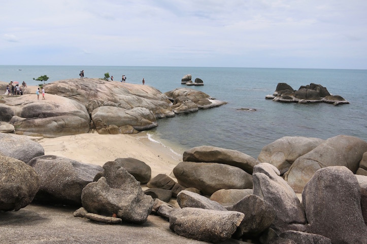 Grandmother & Grandfather Rocks (Hin Ta Hin Yai)