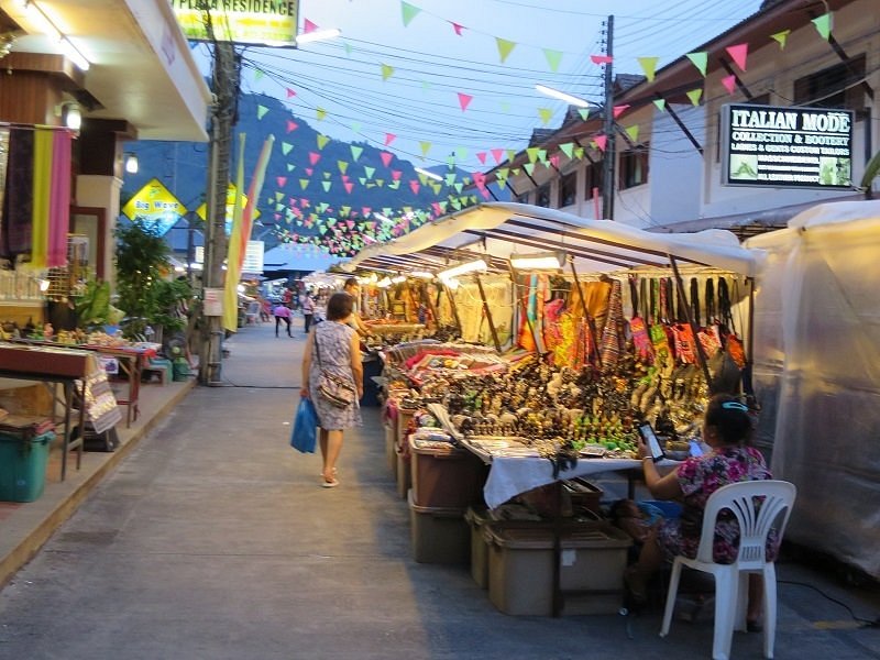 Lamai Night Market