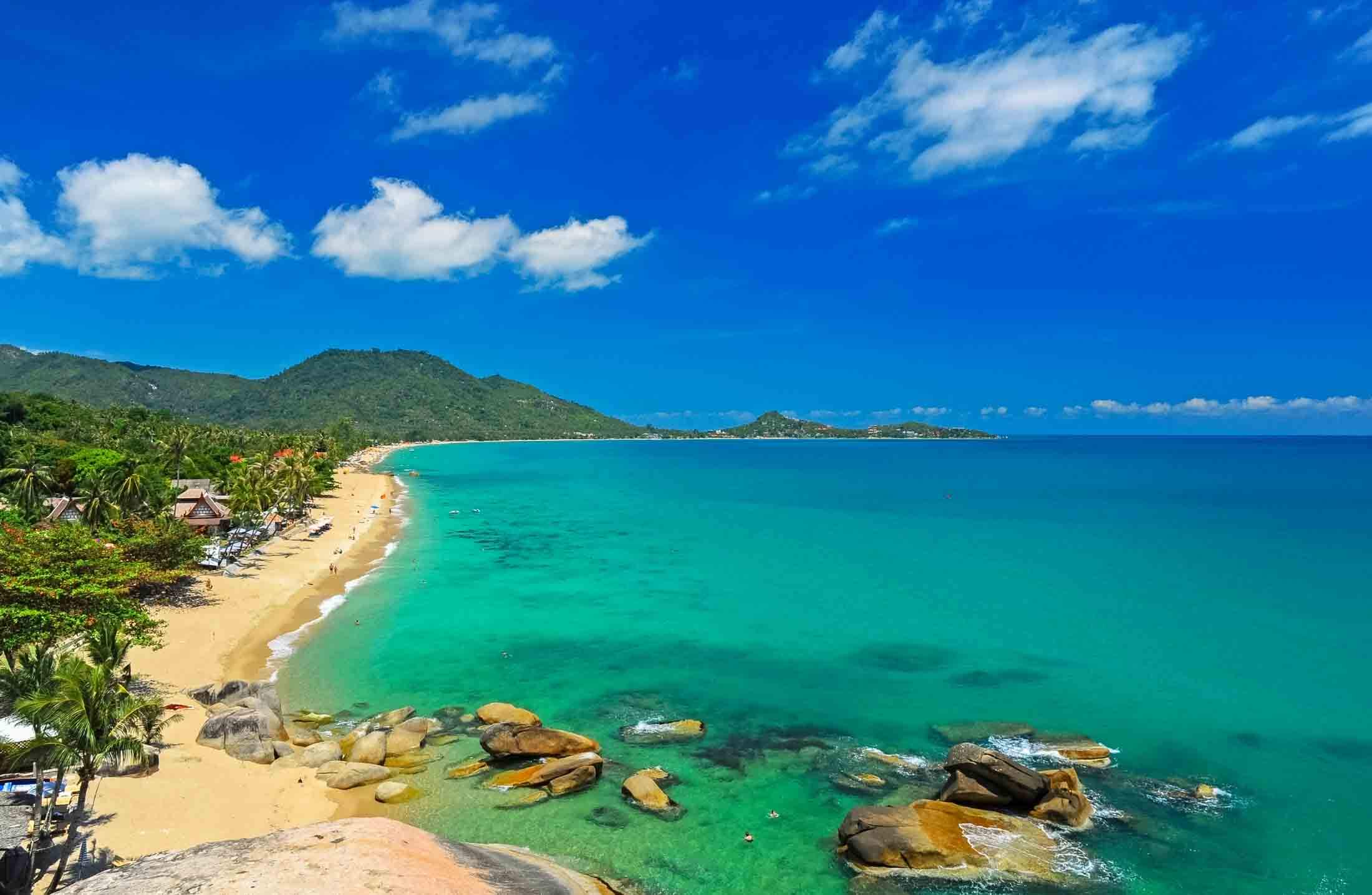 Lipa Noi Beach
