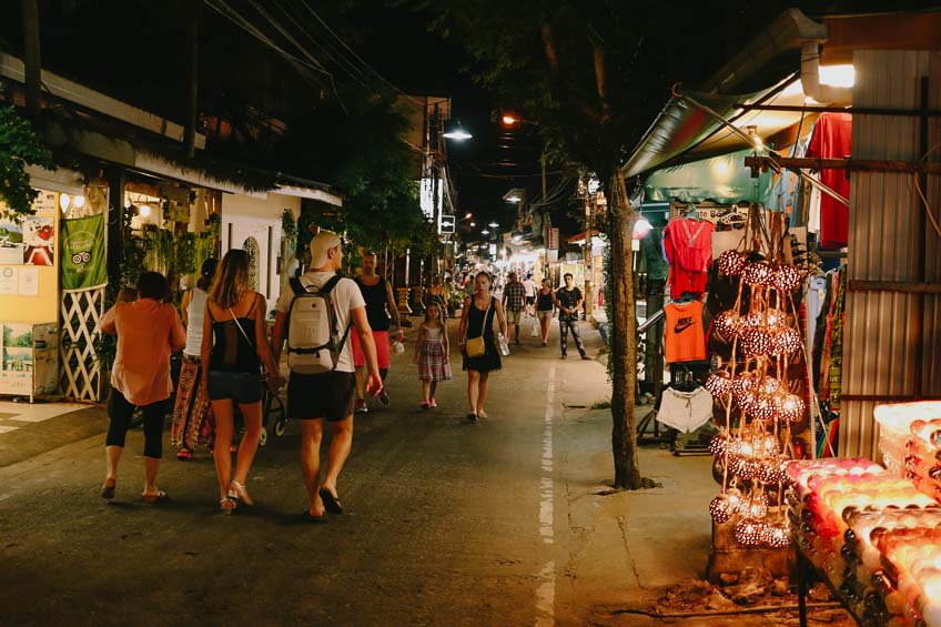 Maenam Thursday Night Market