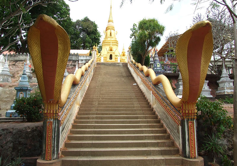 Wat Sila Ngu (Wat Ratchathammaram)